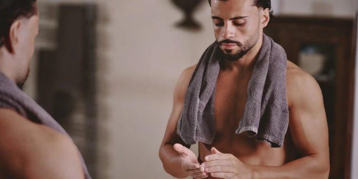 Crema Solare che Non Appiccica: Come Scegliere l’SPF Giusto con la Barba